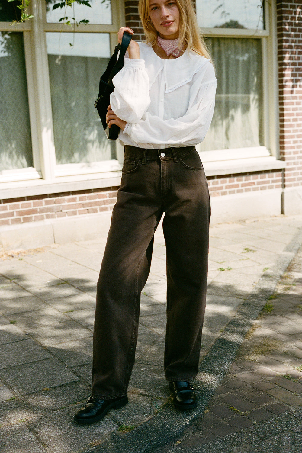WANDER JEANS BROWN