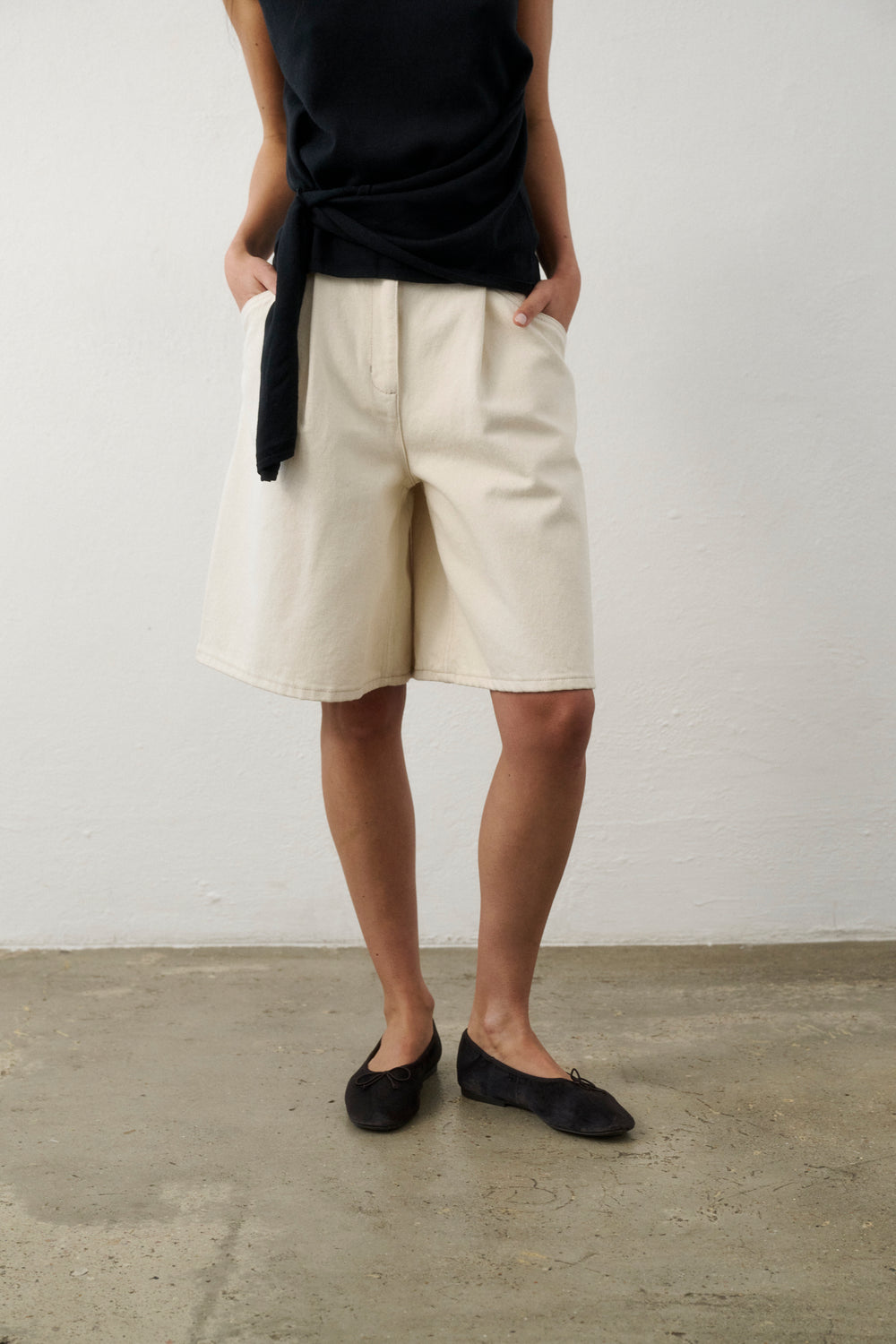 BERMUDY JEANSOWE AZURE ECRU