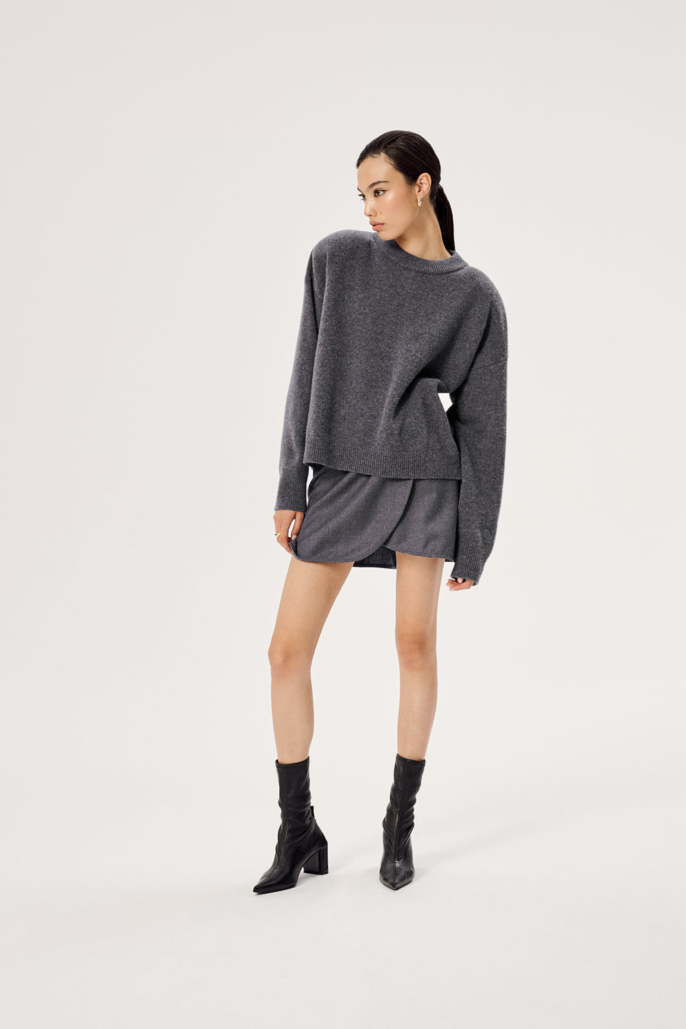 DAKOTA SWEATER GRAPHITE 