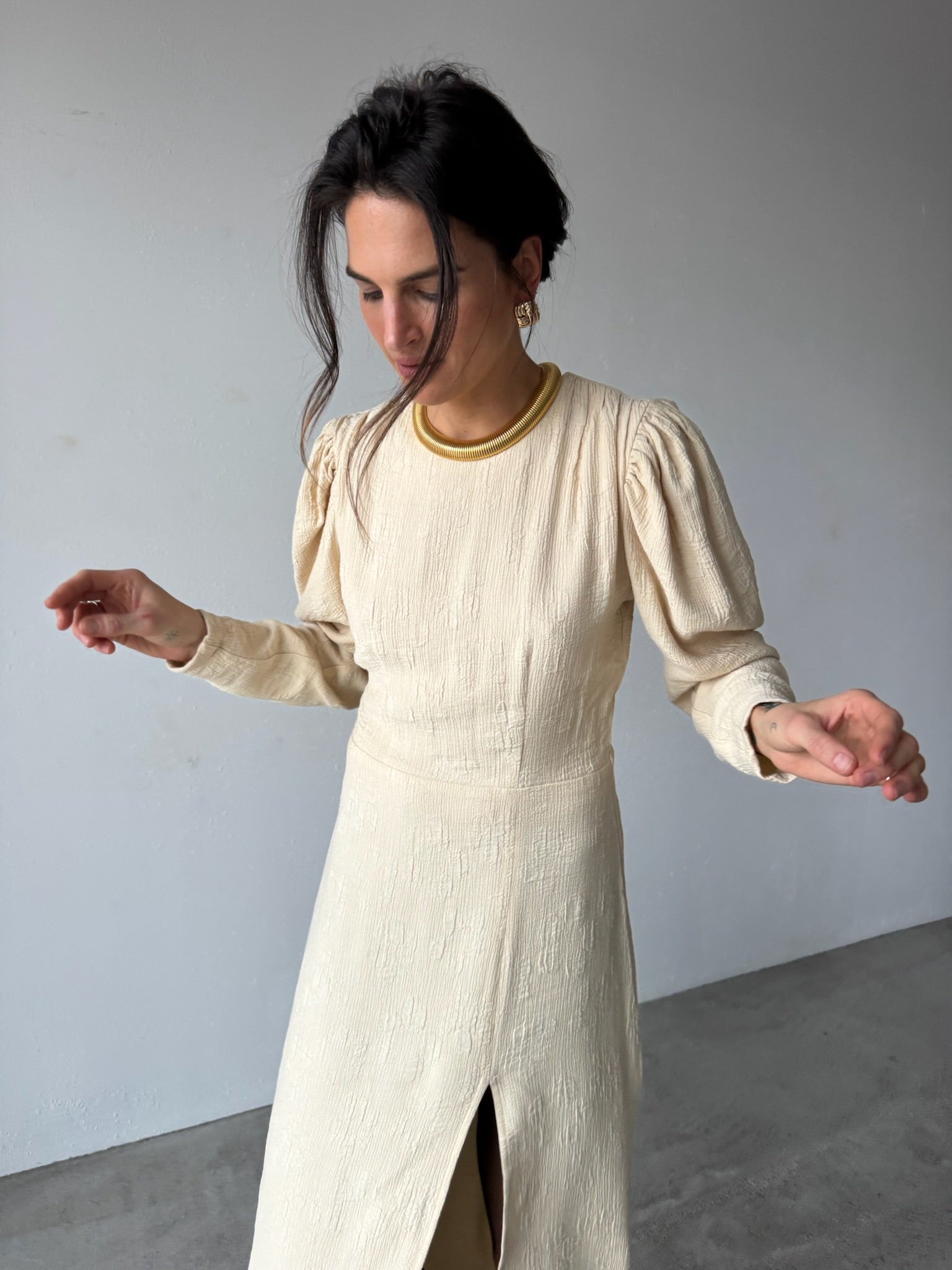VELVET MAXI DRESS ECRU