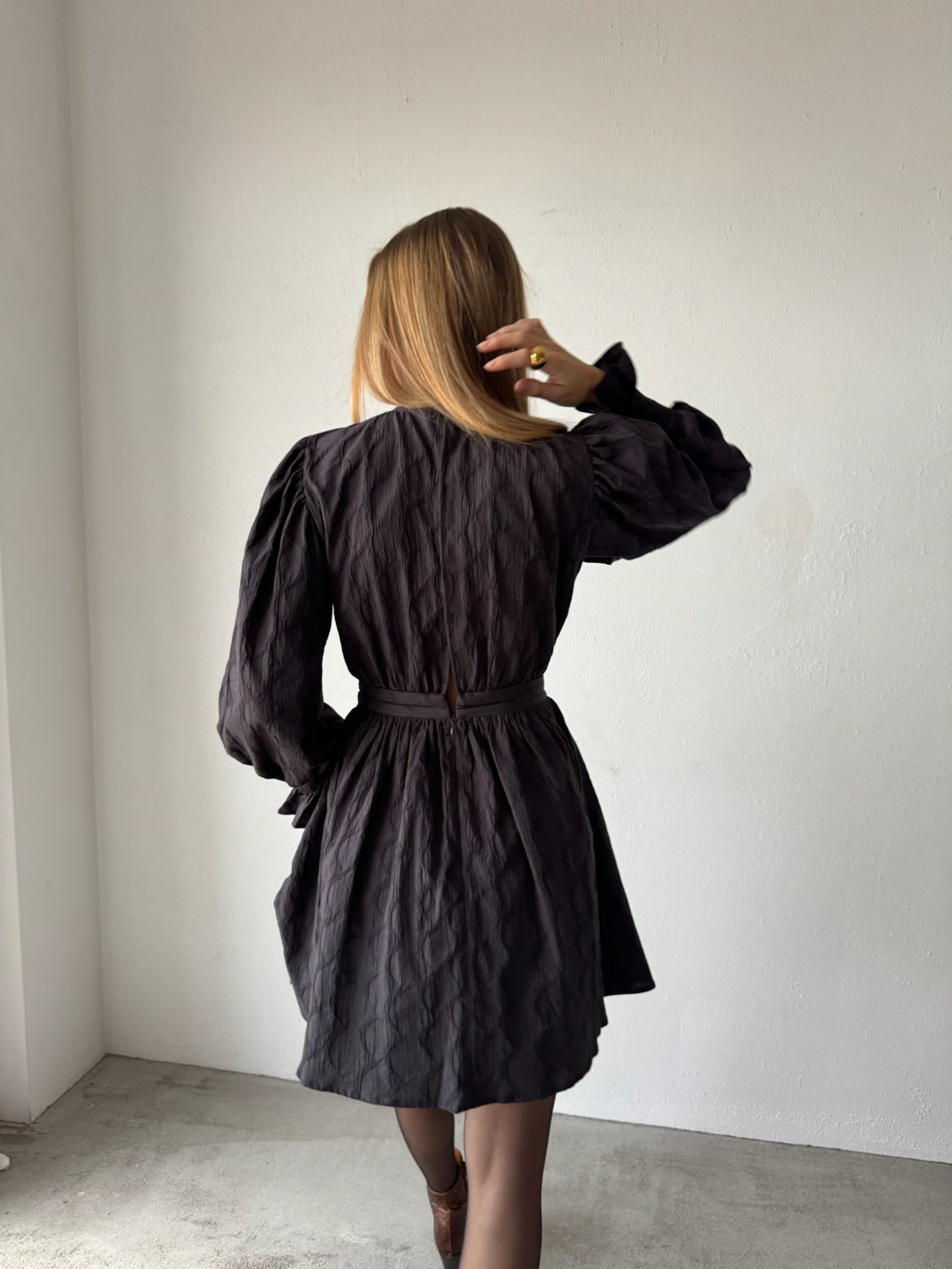LAYLA KLEID GRAPHIT