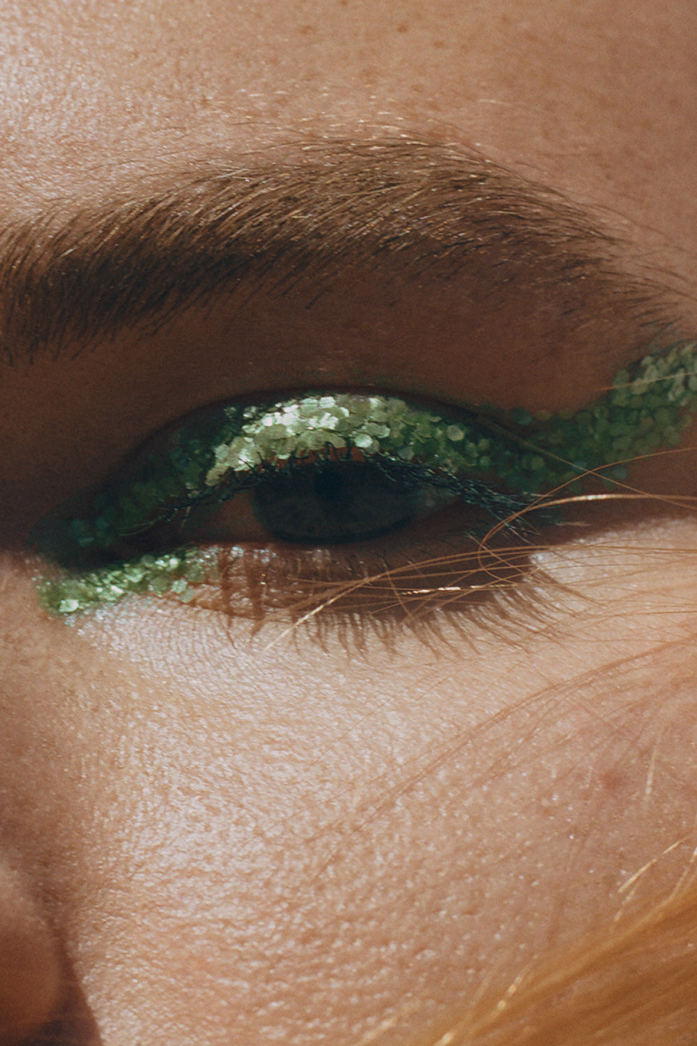SOUMISSION BEAUTÉ PAILLETTES VERTES