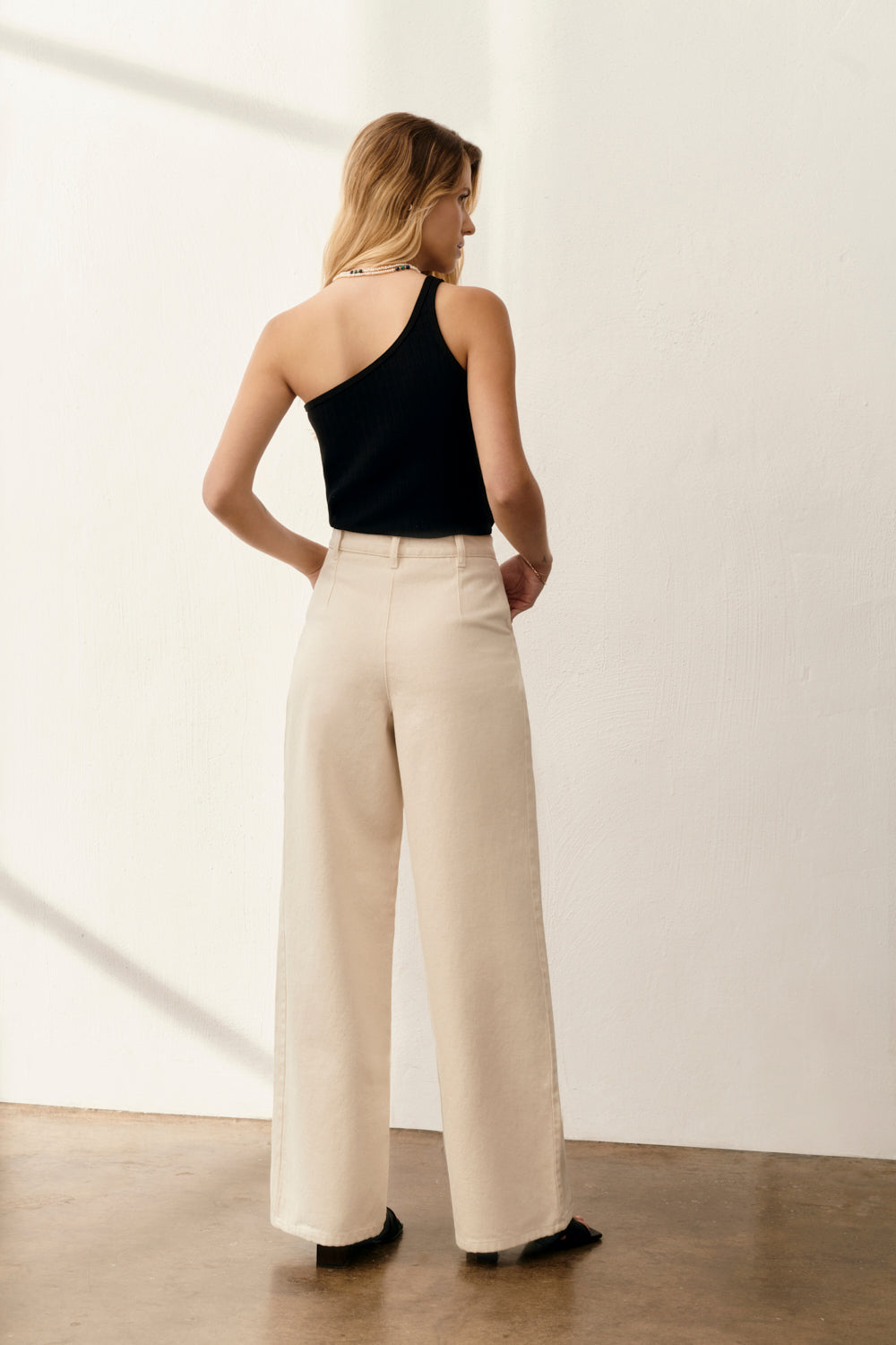TOP ALLURE BLACK